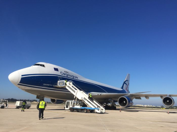 XPH - A Jumbo Jet comes to Bari